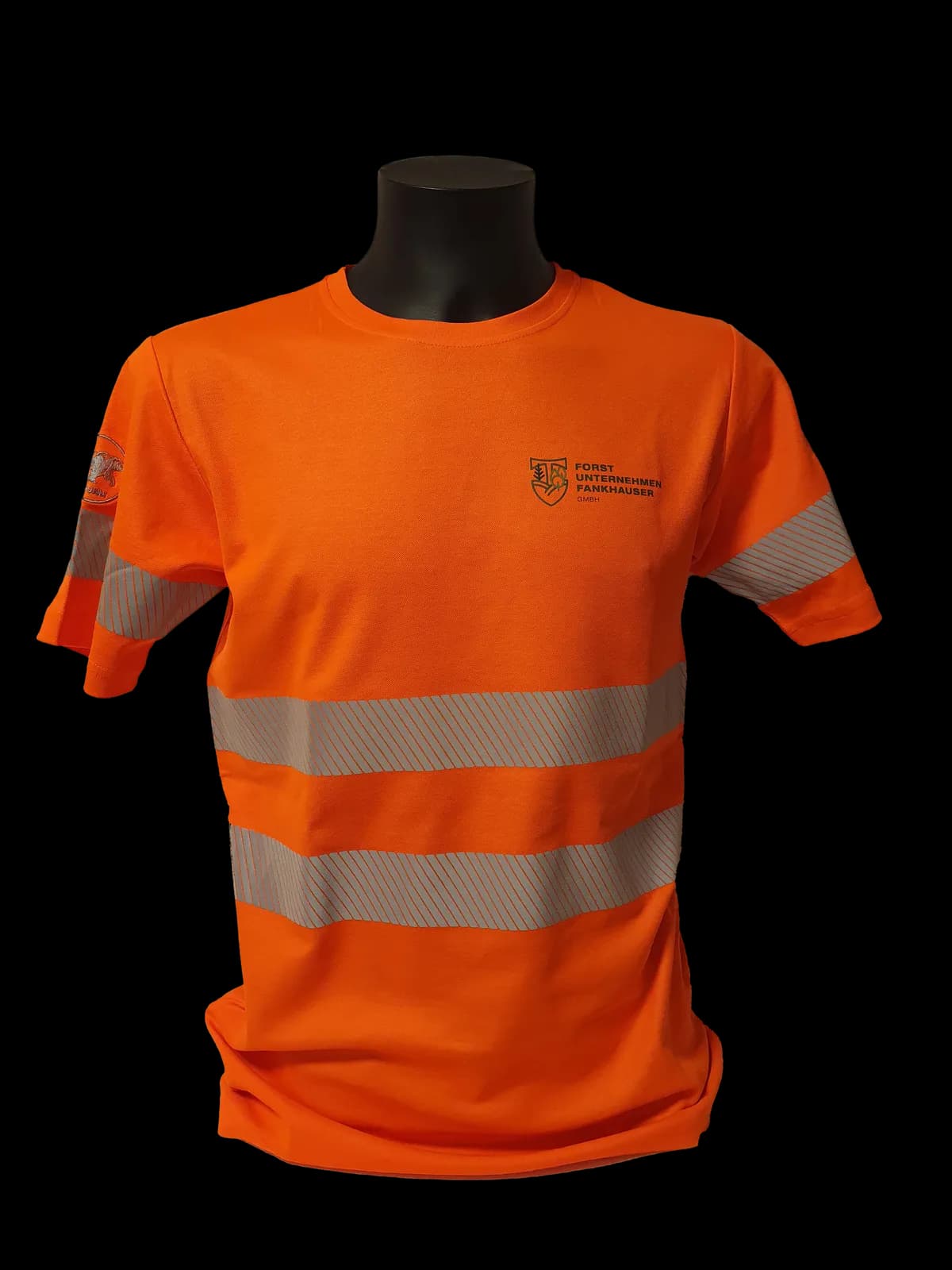 Warnschutz-Shirt mit kleinem Logo auf der Brust
